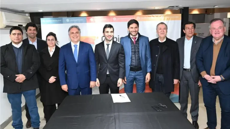 LLARYORA GRITO FEDERAL